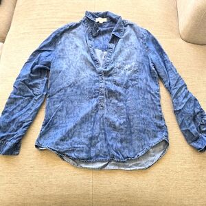 Cloth & Stone Blue Denim Long Sleeve, Button Shirt Sz Medium
